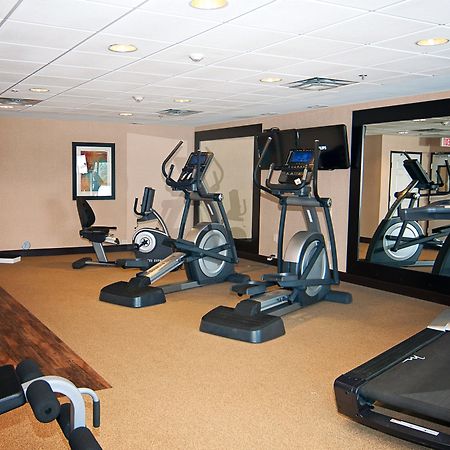 Holiday Inn Express Hotel & Suites Wichita Northeast By Ihg Kültér fotó