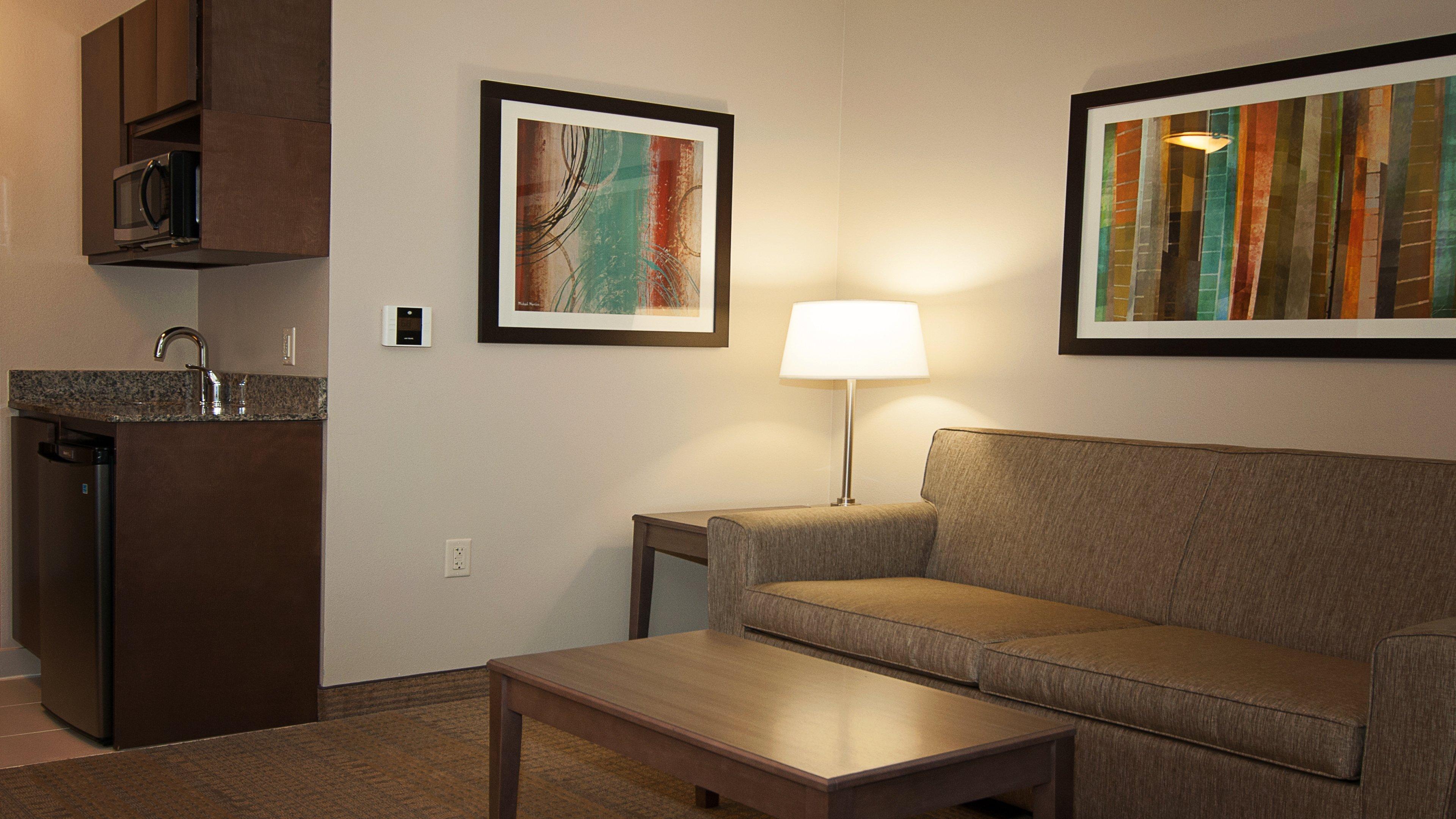 Holiday Inn Express Hotel & Suites Wichita Northeast By Ihg Kültér fotó
